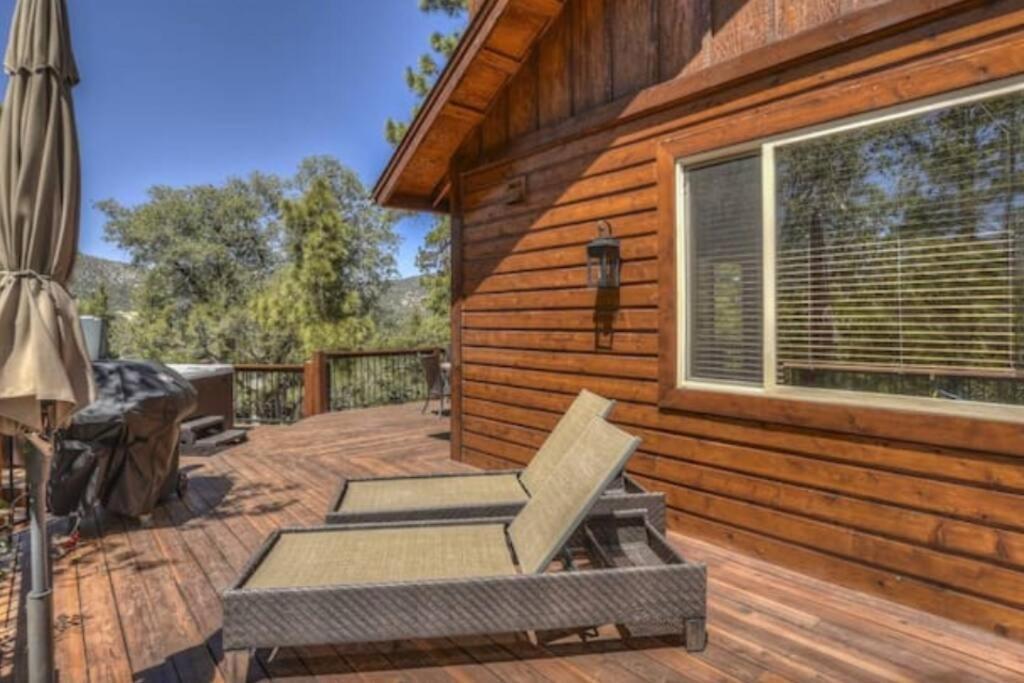 Custom Single Story Cabin With Jacuzzi Pool Table & Big Game Room With Arcade Games Big Bear Lake Dış mekan fotoğraf