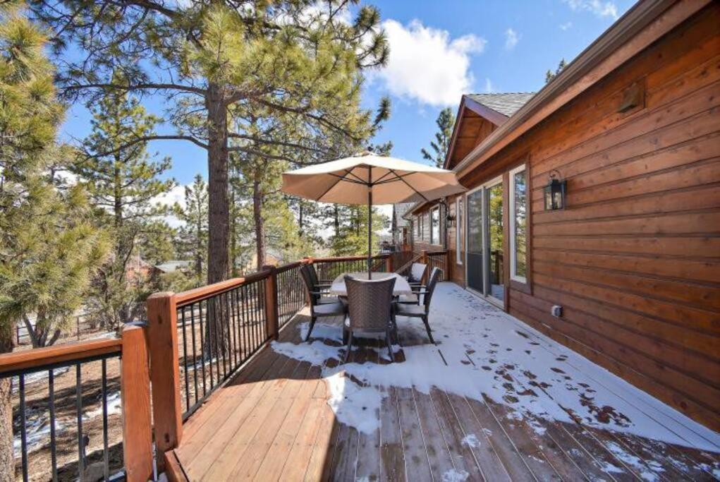 Custom Single Story Cabin With Jacuzzi Pool Table & Big Game Room With Arcade Games Big Bear Lake Dış mekan fotoğraf