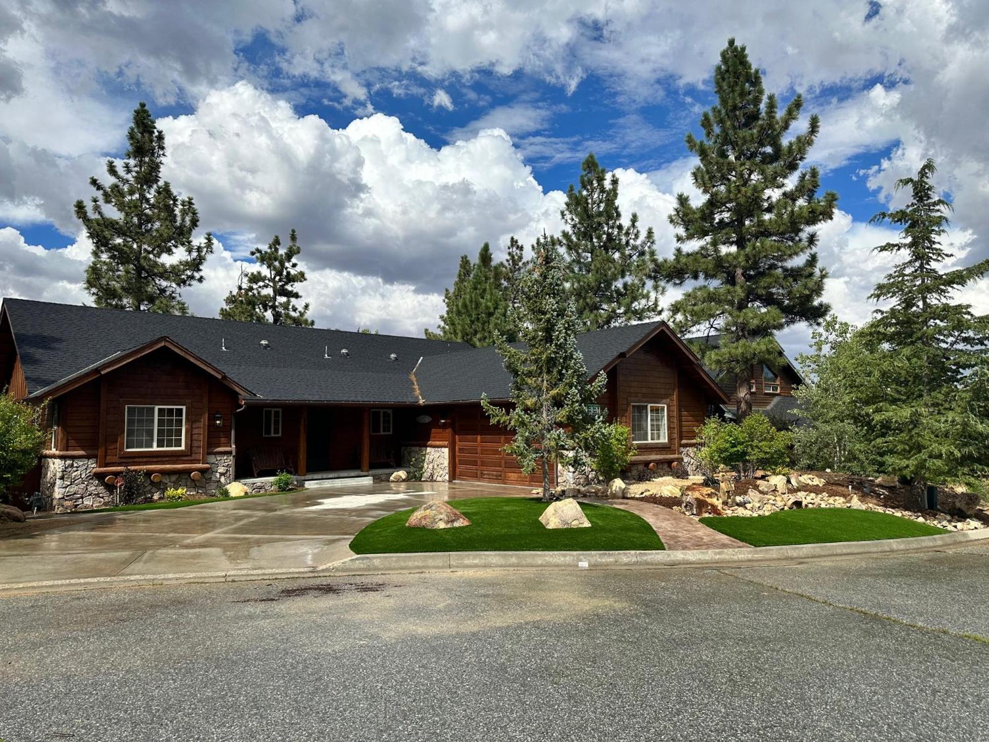 Custom Single Story Cabin With Jacuzzi Pool Table & Big Game Room With Arcade Games Big Bear Lake Dış mekan fotoğraf